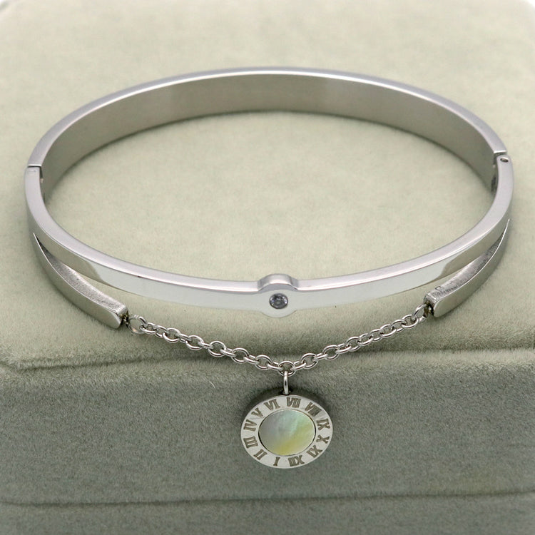 Metal Numbers Rome Fringed Bracelets for Women - Artigo Importado