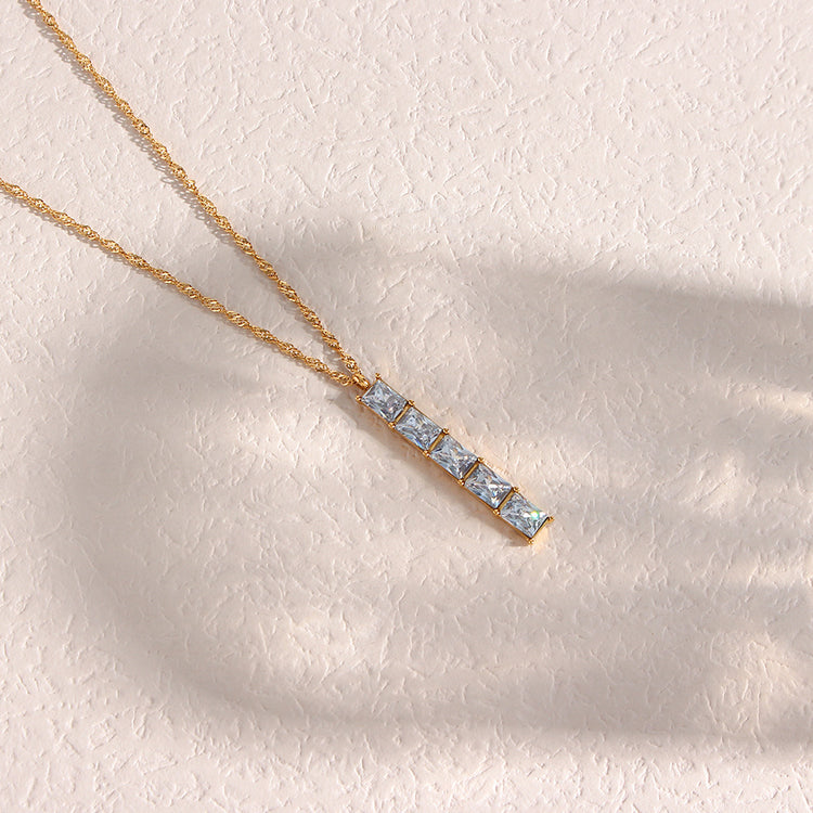 Thea Diamond Necklace - Artigo Importado